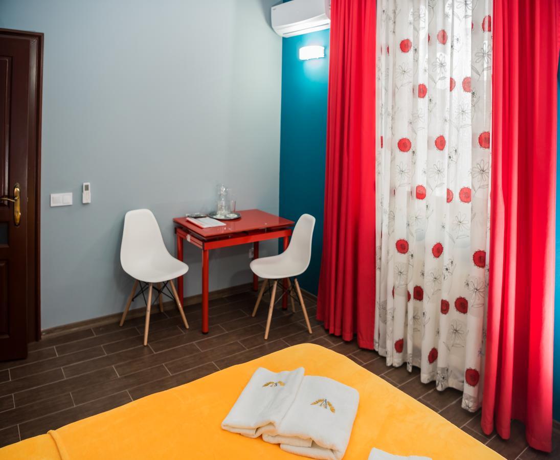 Hotel " Boutique " Uzhhorod Luaran gambar