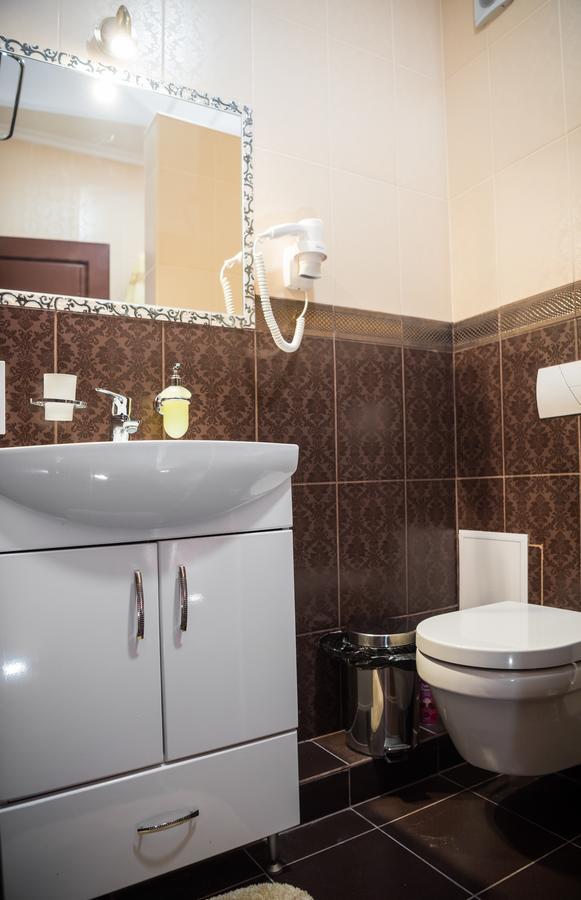 Hotel " Boutique " Uzhhorod Luaran gambar