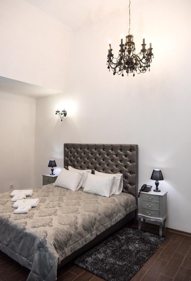 Hotel " Boutique " Uzhhorod Luaran gambar