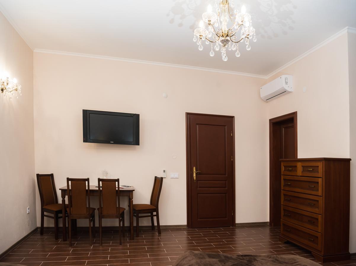 Hotel " Boutique " Uzhhorod Luaran gambar