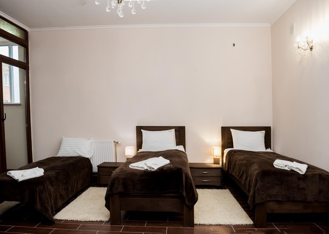Hotel " Boutique " Uzhhorod Luaran gambar